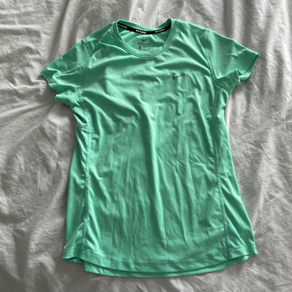NIKE DRI FIT RUNNING TOP - Picture 2 of 3